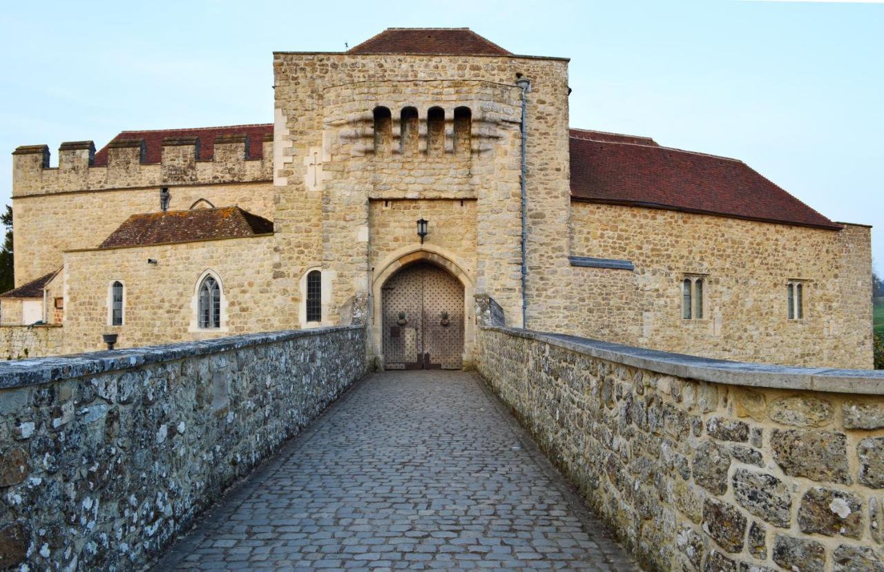 Leeds Castle Maiden'S Tower Bed & Breakfast Maidstone Eksteriør bilde